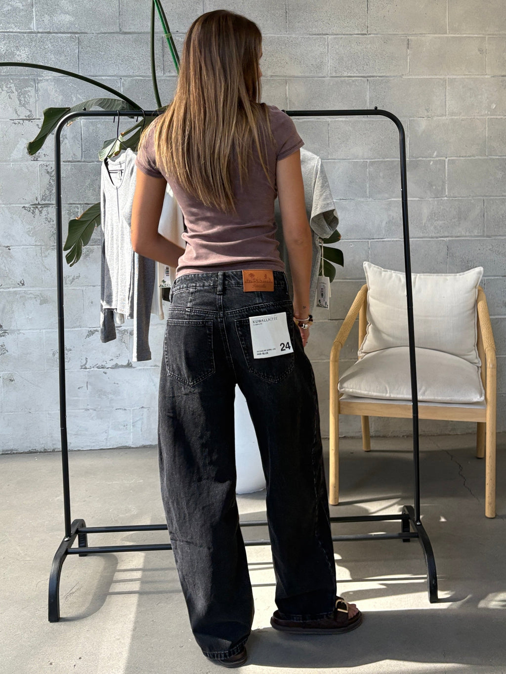 KUWALLA Jacqueline Barrel Leg Jean